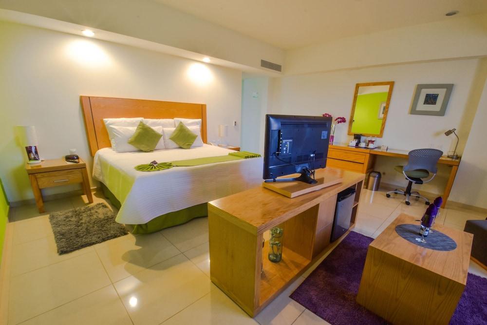 Hb Cordoba Hotell Exteriör bild